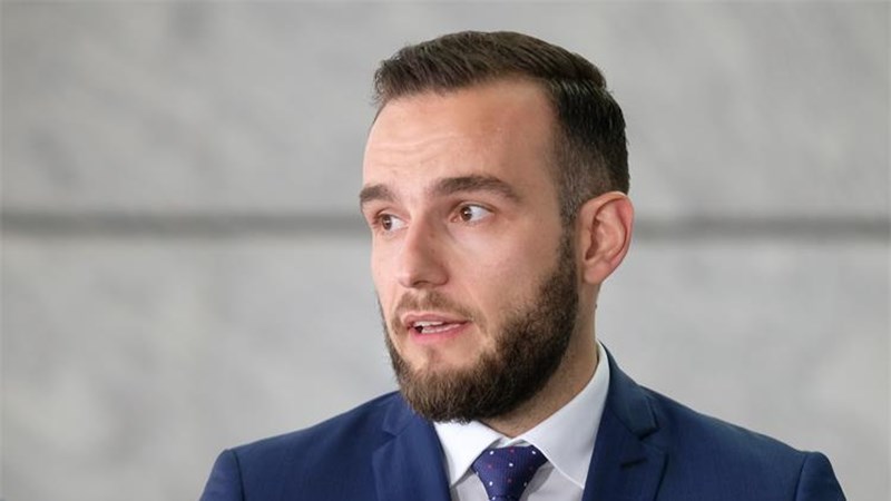 Aladrović: Ne predlažemo smanjenje plaća već suspenziju dogovorenog rasta